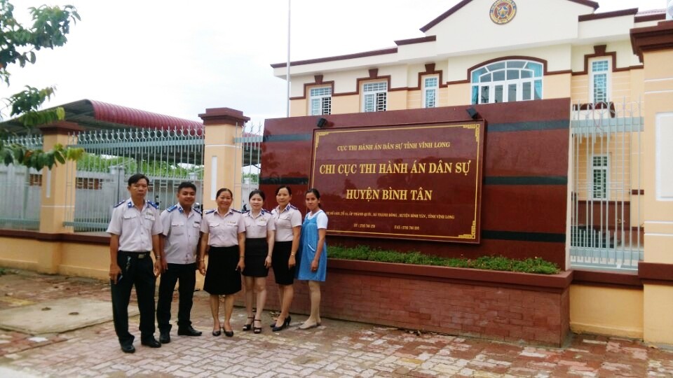 Cán bộ, công chức Chi cục thi hành án dân sự huyện Bình Tân tích cực “Học tập và làm theo đạo đức, phong cách Hồ Chí Minh”